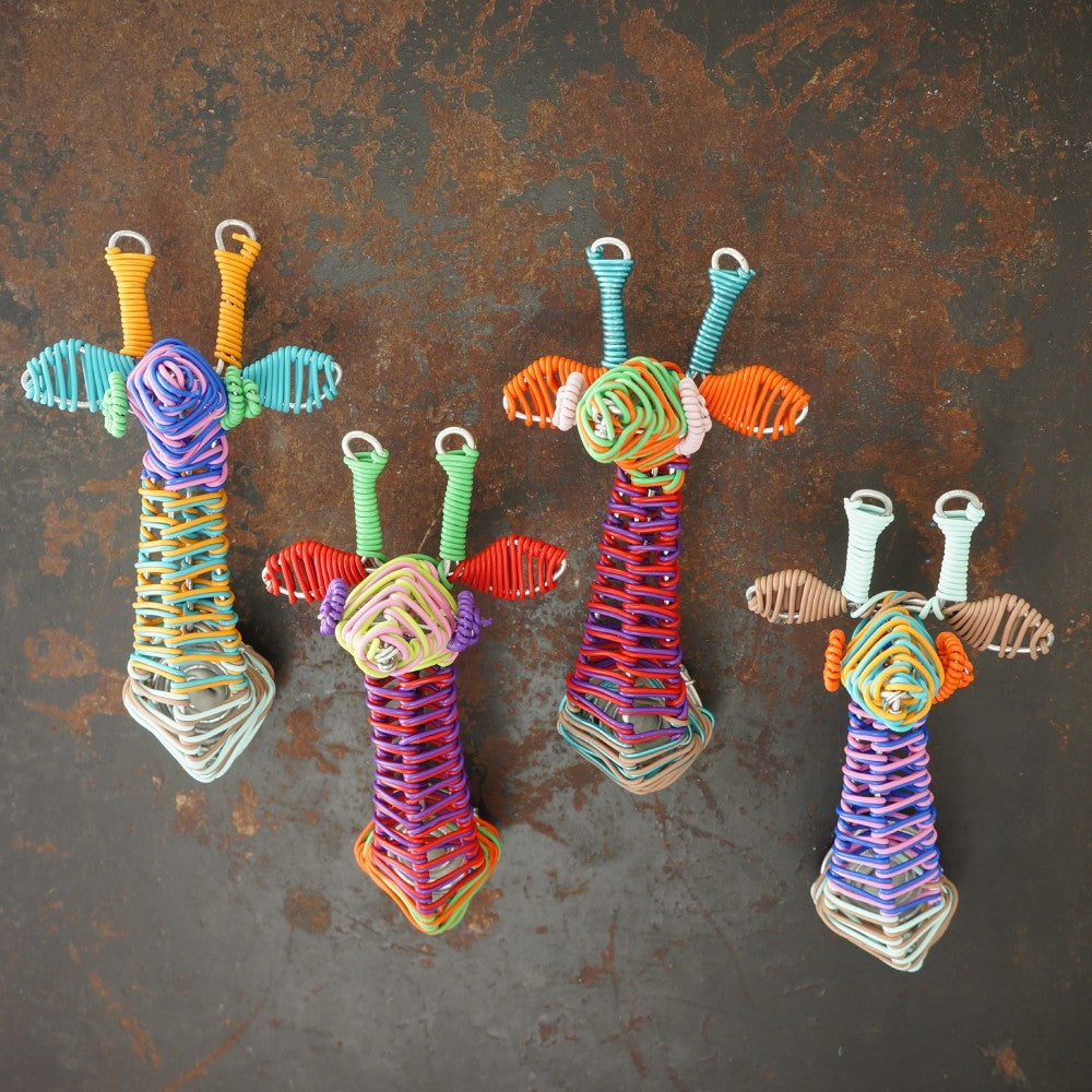Telephone Wire Giraffe Head Magnet