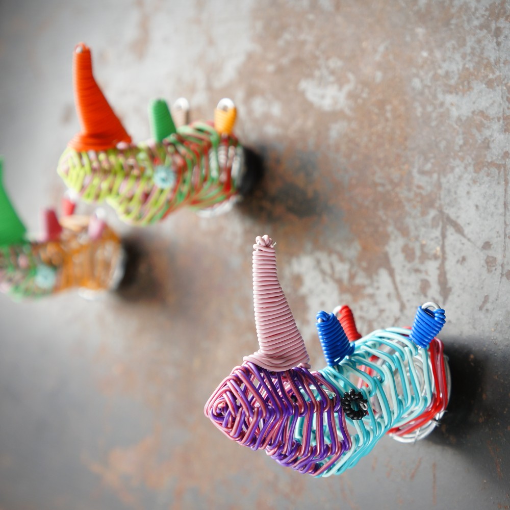 Telephone Wire Rhino Head Magnet
