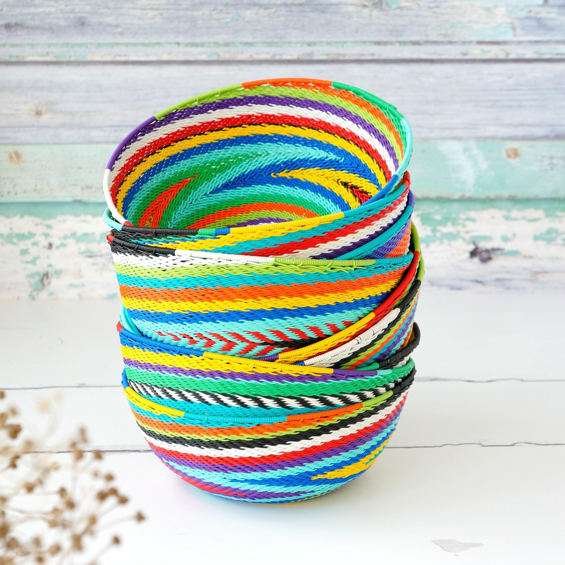 Scooby Rainbow Bowls – large