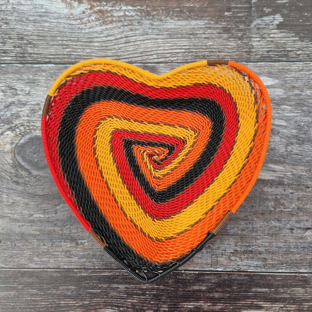 Handwoven Telephone Wire Heart‑Shaped Bowl